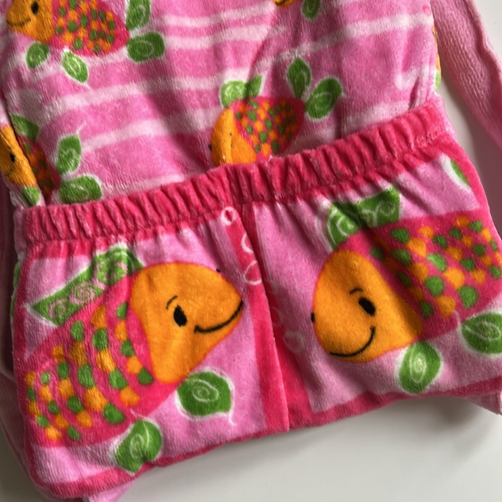 Fish Beach Towel & Backpack - Picture 6 of 12